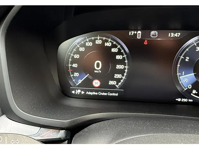 Volvo V60 2.0 B4 Momentum Bus. 2022 Benzine 13