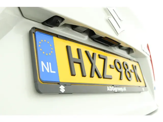 Suzuki Ignis 1.2 Smart Hybrid Style 2024 Benzine 41