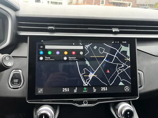 Lynk & Co 01 1.5 Panorama 2023 Hybride Benzine 3