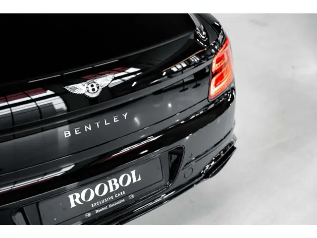 Bentley Flying Spur W12 Speed 2023 Benzine 8