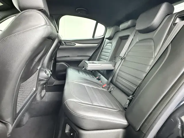 Alfa Romeo Stelvio 2.0 T AWD Super 2019 Benzine 23