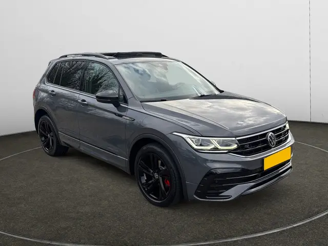 Volkswagen Tiguan 1.5 TSI R-Line Business+ 2022 Benzine 4