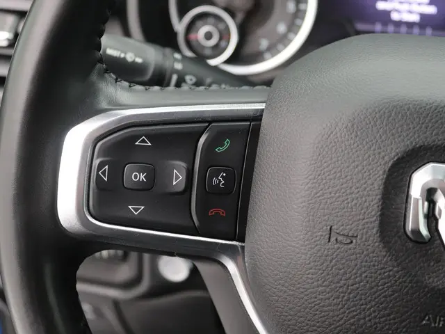 Dodge Ram 1500 5.7 V8 4x4 Crew Cab Laramie 2021 LPG/Gas 19