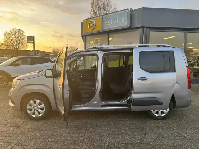 Opel Combo Tour 1.2 Turbo L2H1 Edition 7p. 2019 Benzine 15