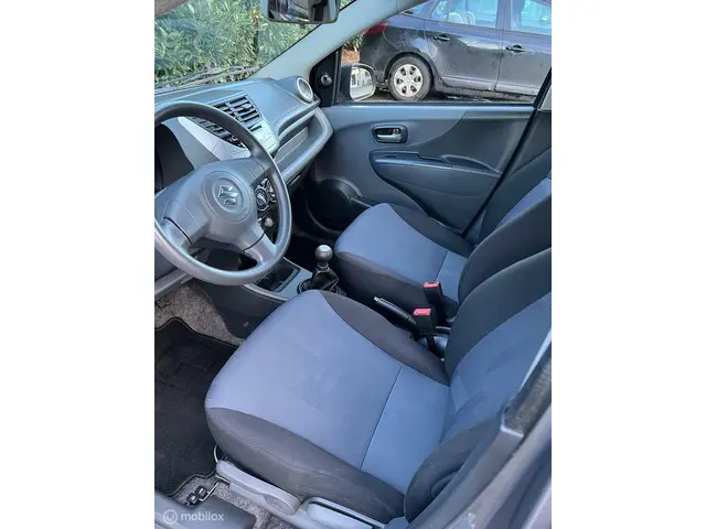 Suzuki Alto 1.0 Celebration EASSS 2015 Benzine 12
