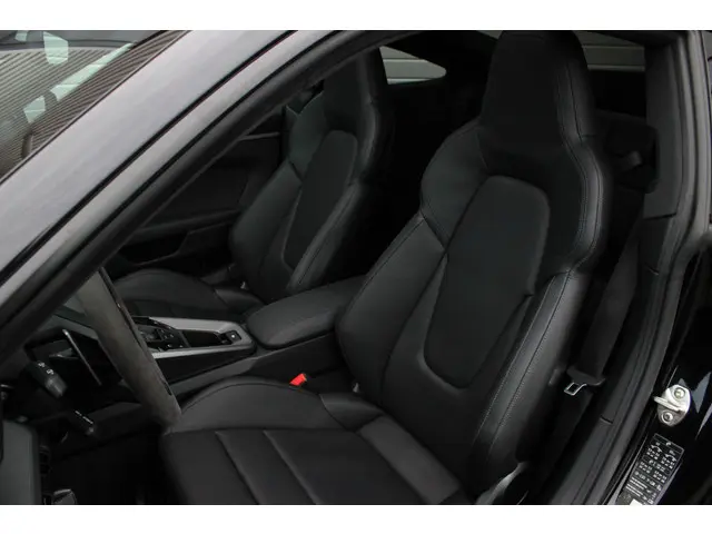 Porsche 911 3.0 Carrera 2020 Benzine 3