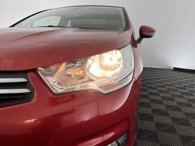 Citroën C4 1.6 e-HDi Ligne Business 2014 Diesel 26
