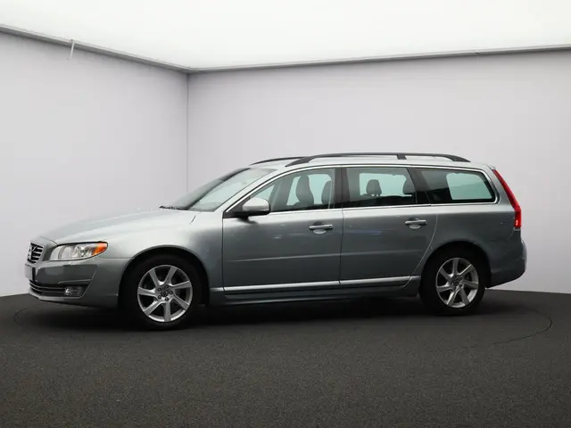Volvo V70 T4 Nordic+ 2014 Benzine 26