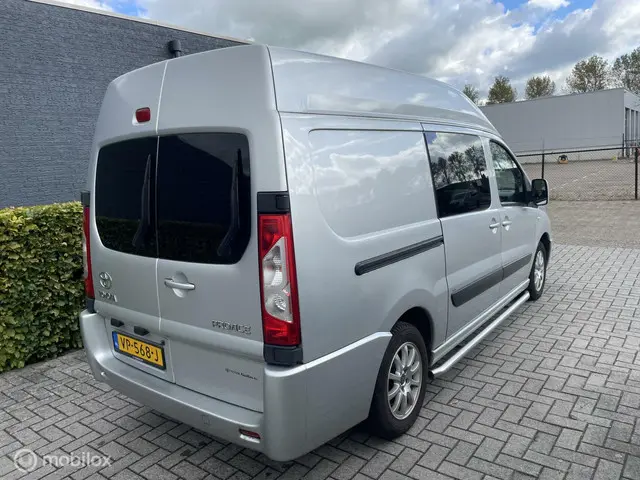 Toyota ProAce 2.0D L2H2 Aspiration 2015 Diesel 7
