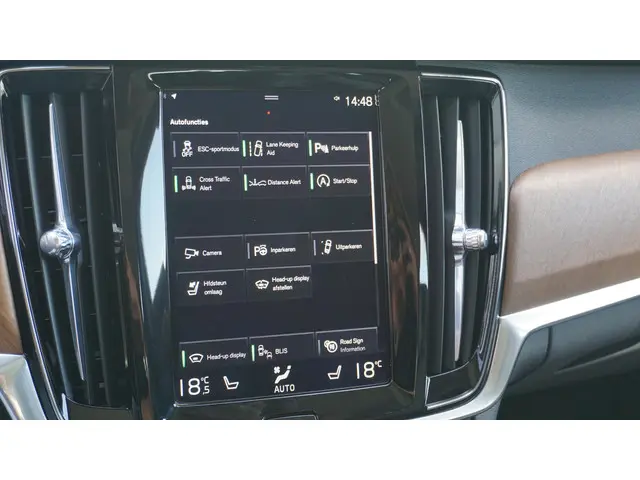 Volvo V90 2.0 T6 320PK AWD Inscription 2017 Benzine 19