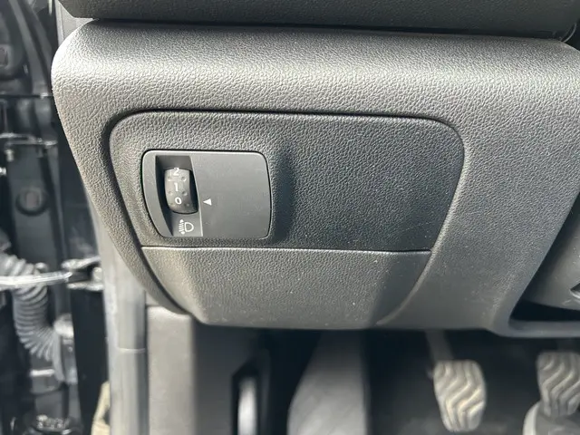 Renault Mégane Estate 1.3 TCe Limited 2020 Benzine 14