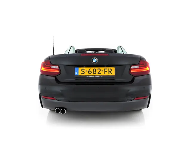 BMW 2 Serie Cabrio 220d Sport M-Sportpack 2016 Diesel 5