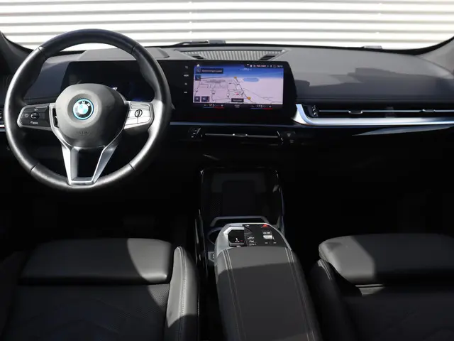 BMW iX1 xDrive30 2023 Elektrisch 11