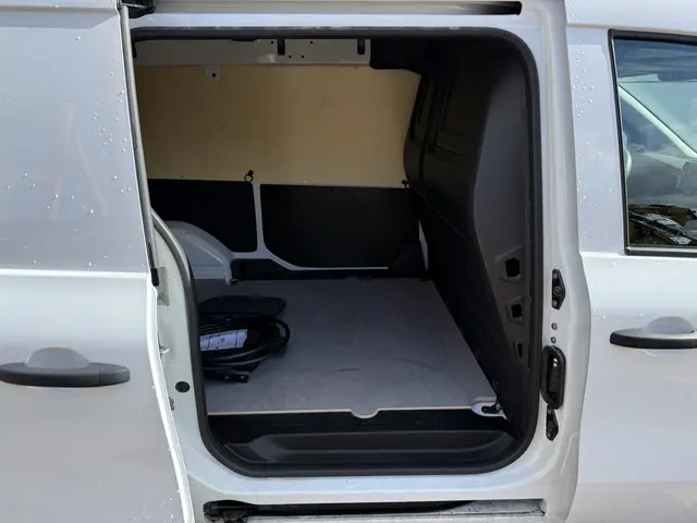 Mercedes-Benz eCitan 112 51kWh 2024 Elektrisch 10