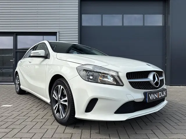 Mercedes-Benz A-Klasse 160 My First Star 2017 Benzine 34