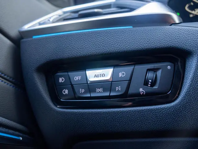 BMW 3 Serie Touring 330e 2021 Hybride Benzine 36