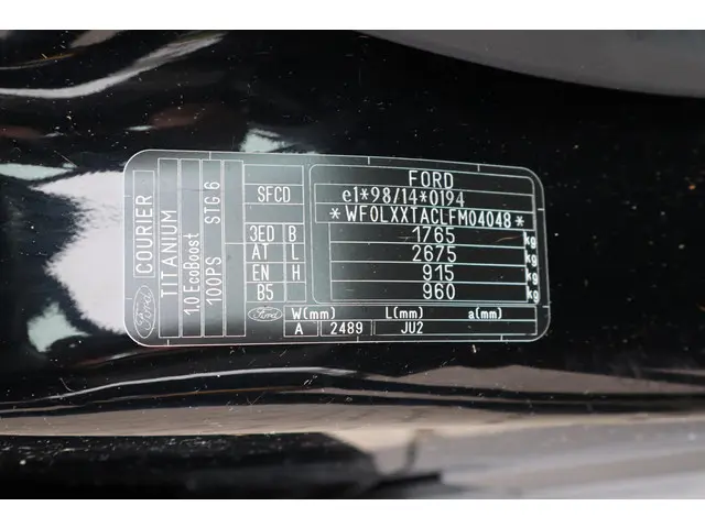 Ford Tourneo Courier 1.0 Titanium 2016 Benzine 13