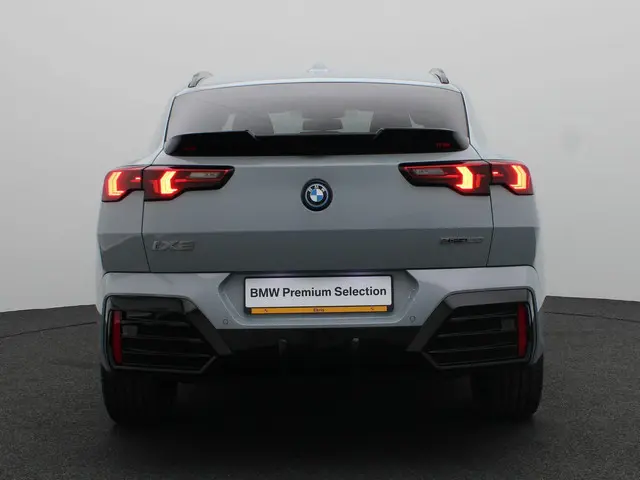 BMW iX2 eDrive20 2025 Elektrisch 5
