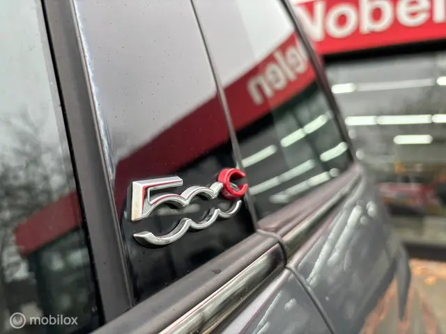 Fiat 500 0.9 TwinAir Turbo Lounge|AIRCO|NAVI 2016 Benzine 23