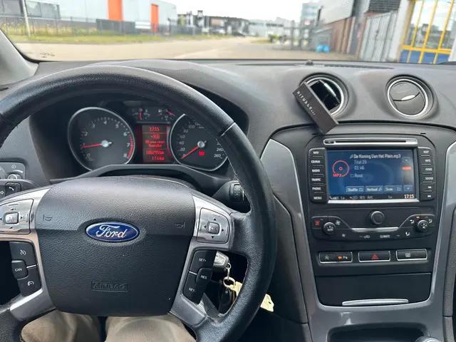 Ford Mondeo 1.6 EcoBoost Trend 2012 Benzine 16