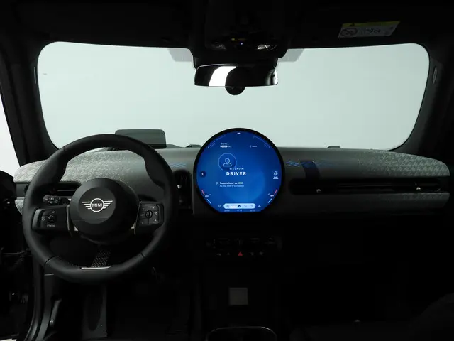 MINI 5-Deurs Cooper C 2025 Benzine 10