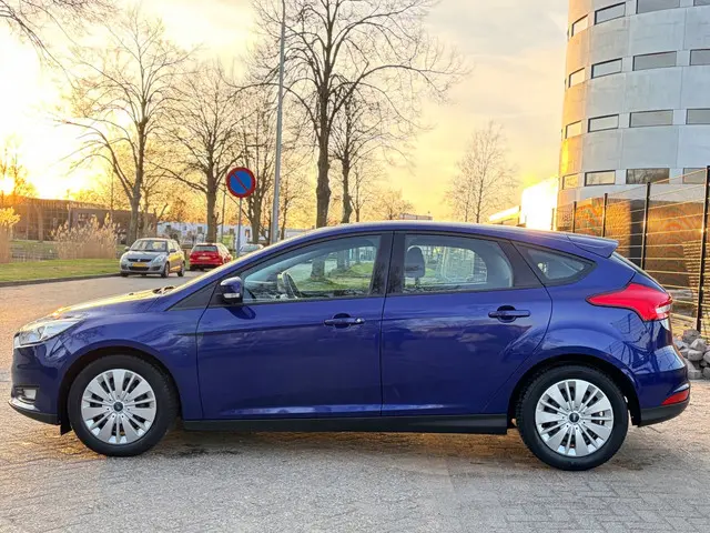 Ford Focus 1.0 Trend Edition 2015 Benzine 2