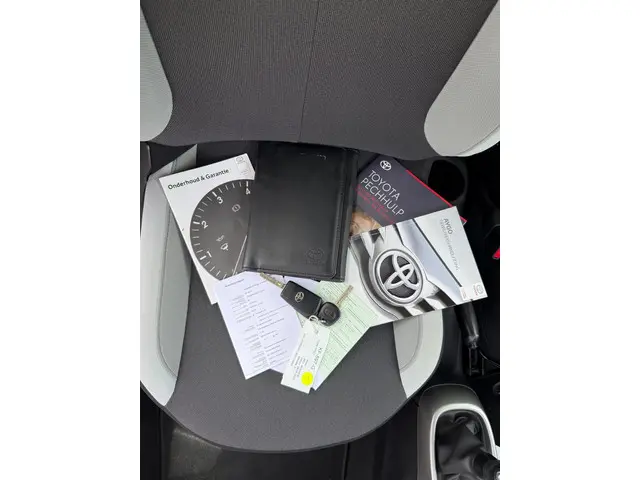 Toyota Aygo 1.0 VVT-i x-wave 2016 Benzine 33