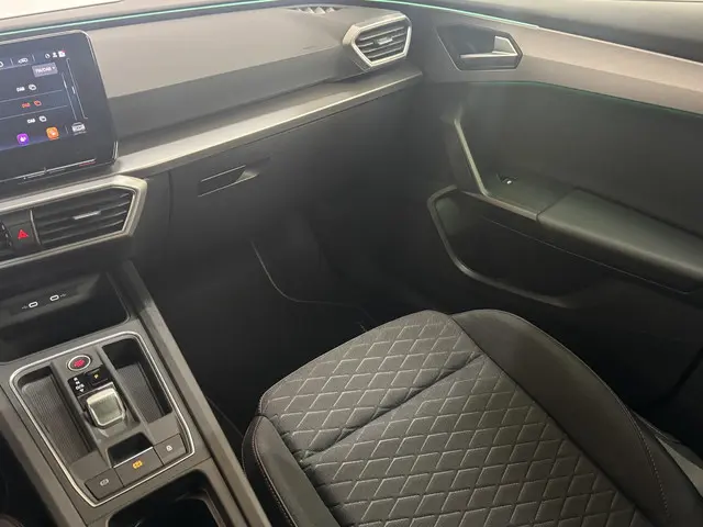 SEAT Leon 1.4 TSI eHybrid PHEV FR 2022 Hybride Benzine 24