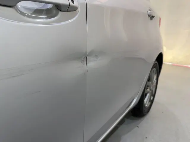 Toyota Yaris HB 1.0 VVt-i Aspiration 2015 Benzine 12