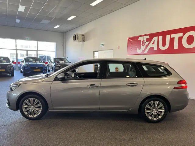 Peugeot 308 2