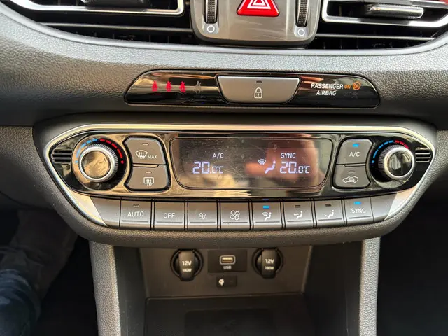 Hyundai i30 1.0 T-GDi MHEV Comfort 2023 Hybride Benzine 21