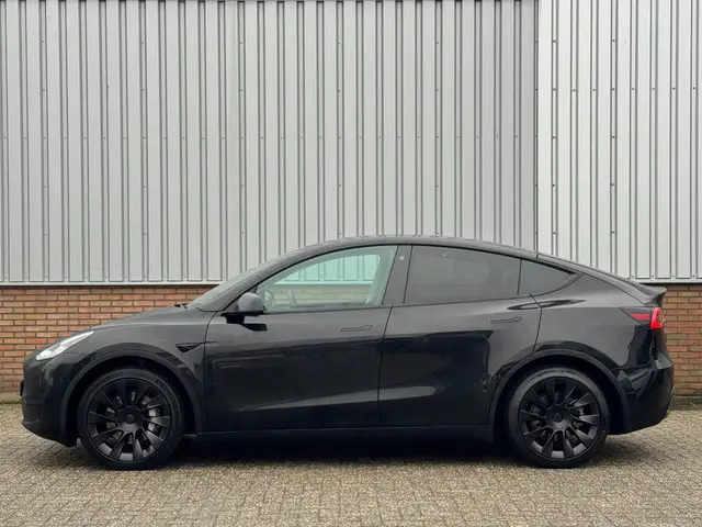 Tesla Model Y RWD 94% SoH/ LFP/ 20'' Turbine 2022 Elektrisch 2
