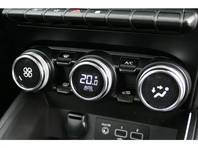 Renault Clio 1.0 TCe Intens 2020 Benzine 27