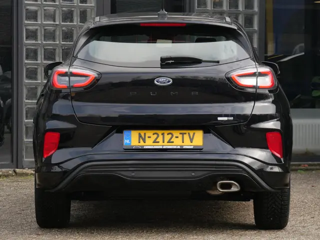 Ford Puma 1.0 HYBRID ST-LINE/ WINTER PACK/ 2022 Benzine 18