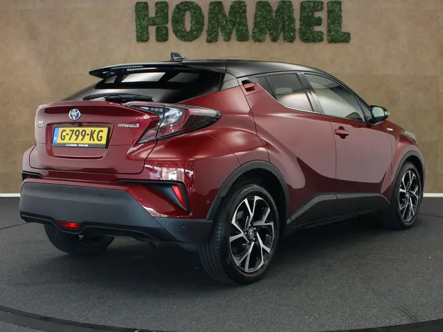 Toyota C-HR 1.8 Hybrid Executive 2019 Hybride Benzine 2