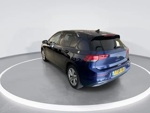 Volkswagen Golf 2
