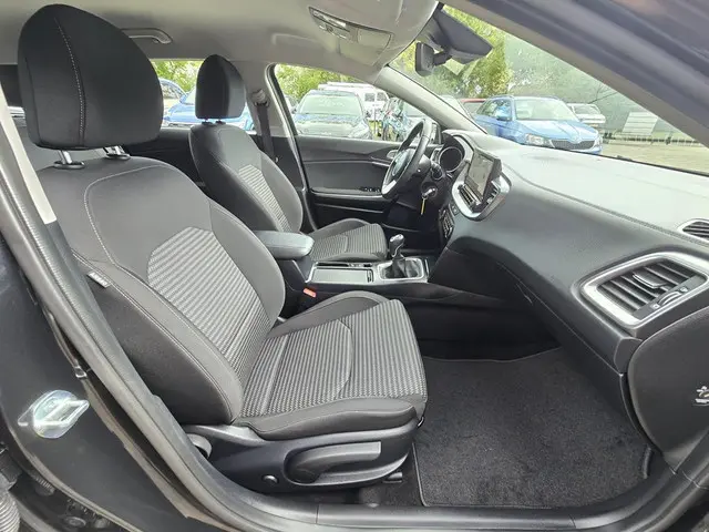 Kia Ceed Sportswagon 1.0 T-GDi DynamicLine 2023 Benzine 14