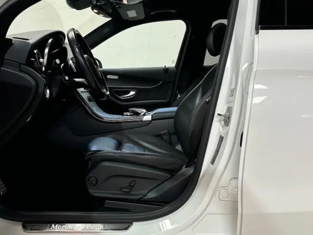 Mercedes-Benz GLC 250 4MATIC Premium Plus 2018 Benzine 15