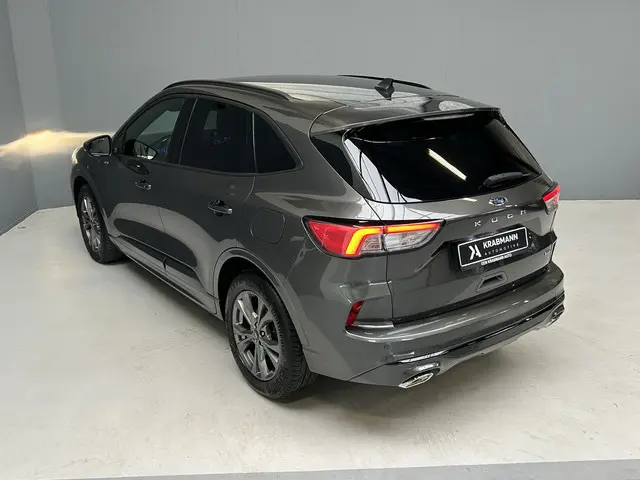 Ford Kuga 2.5 PHEV ST-Line 2021 Hybride Benzine 15