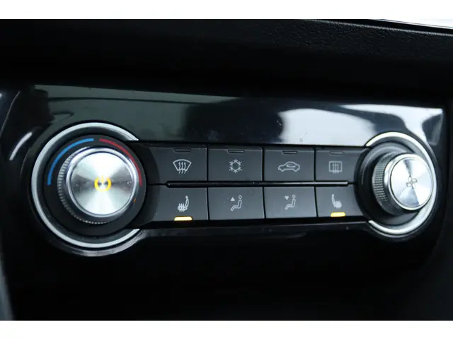 MG ZS EV MG LUXURY 45KWH 2021 Elektrisch 28