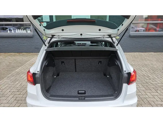 SEAT Arona 1.0 TSI Xcellence 2019 Benzine 25