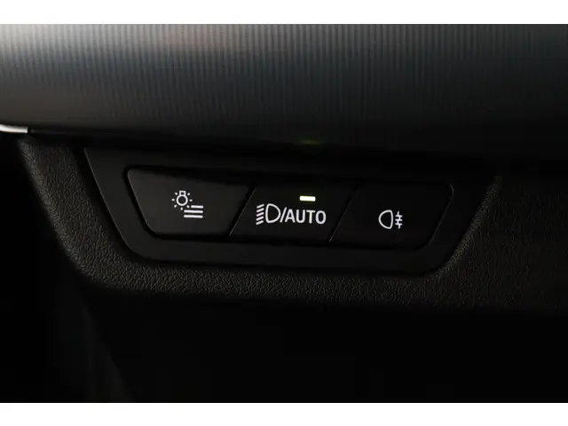 BMW iX2 xDrive30 67 kWh 2024 Elektrisch 22