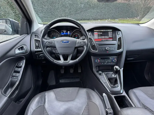 Ford Focus Wagon 1.0 Titanium Edition 2016 Benzine 4