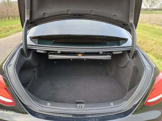 Mercedes-Benz E-Klasse 200 Prestige 2016 Benzine 28