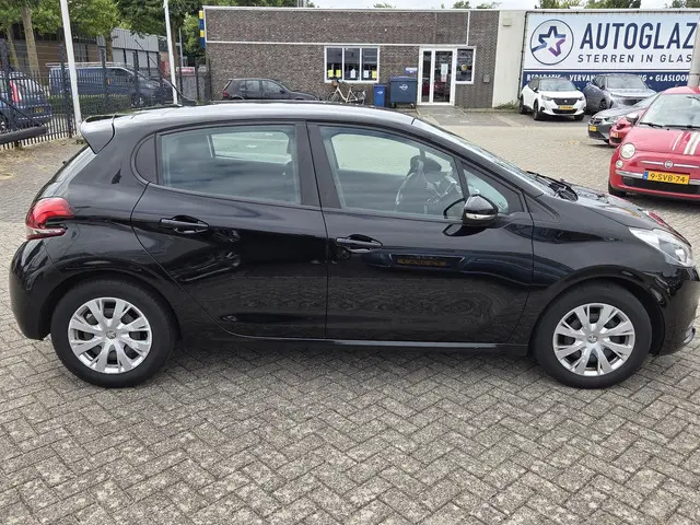 Peugeot 208 1.2 PureTech Active/NAVI/NAP 2016 Benzine 5