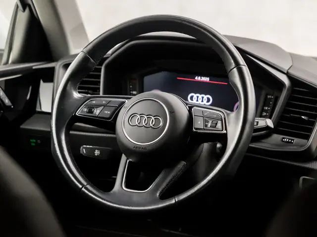 Audi A1 Sportback 25 TFSI Sport 2020 Benzine 18