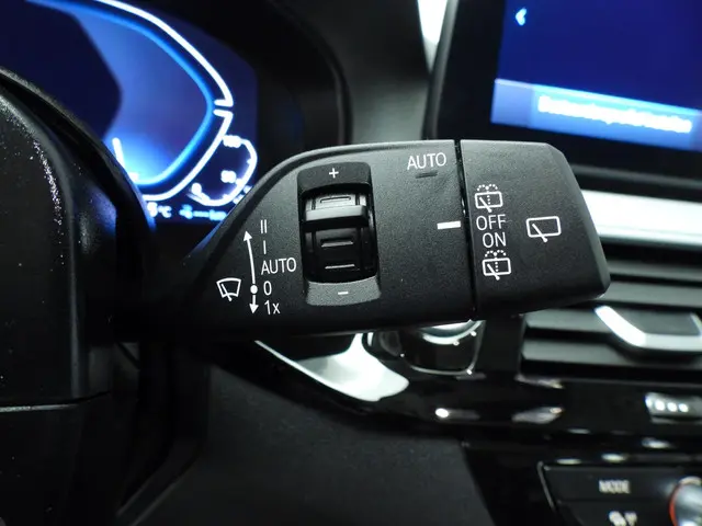 BMW 5 Serie Touring 530e 2023 Hybride Benzine 38