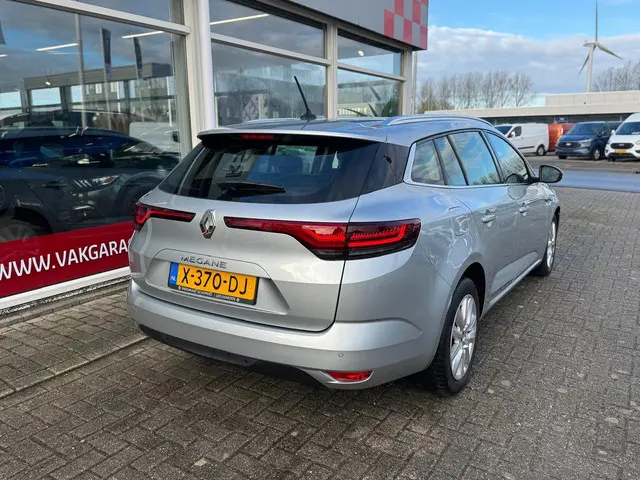 Renault Mégane Estate 1.3 TCe 140 Equilibre 2023 Benzine 2