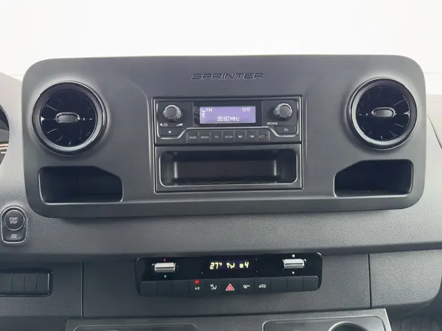 Mercedes-Benz eSprinter 112 2022 Elektrisch 17