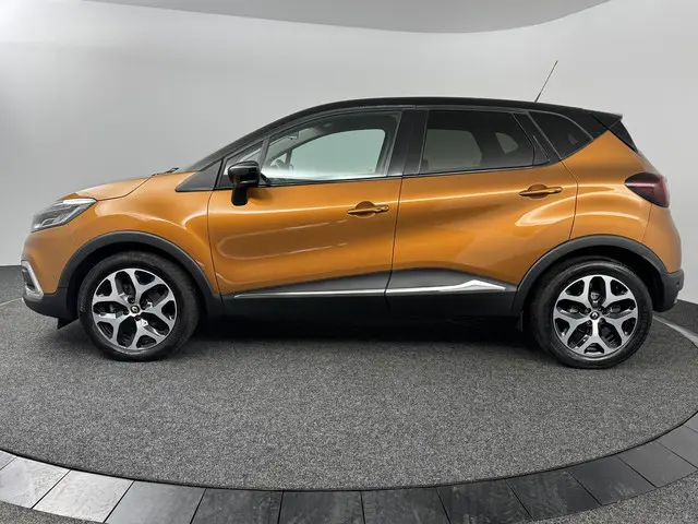 Renault Captur 1.3 TCe 150 Intens Automaat 2020 Benzine 17